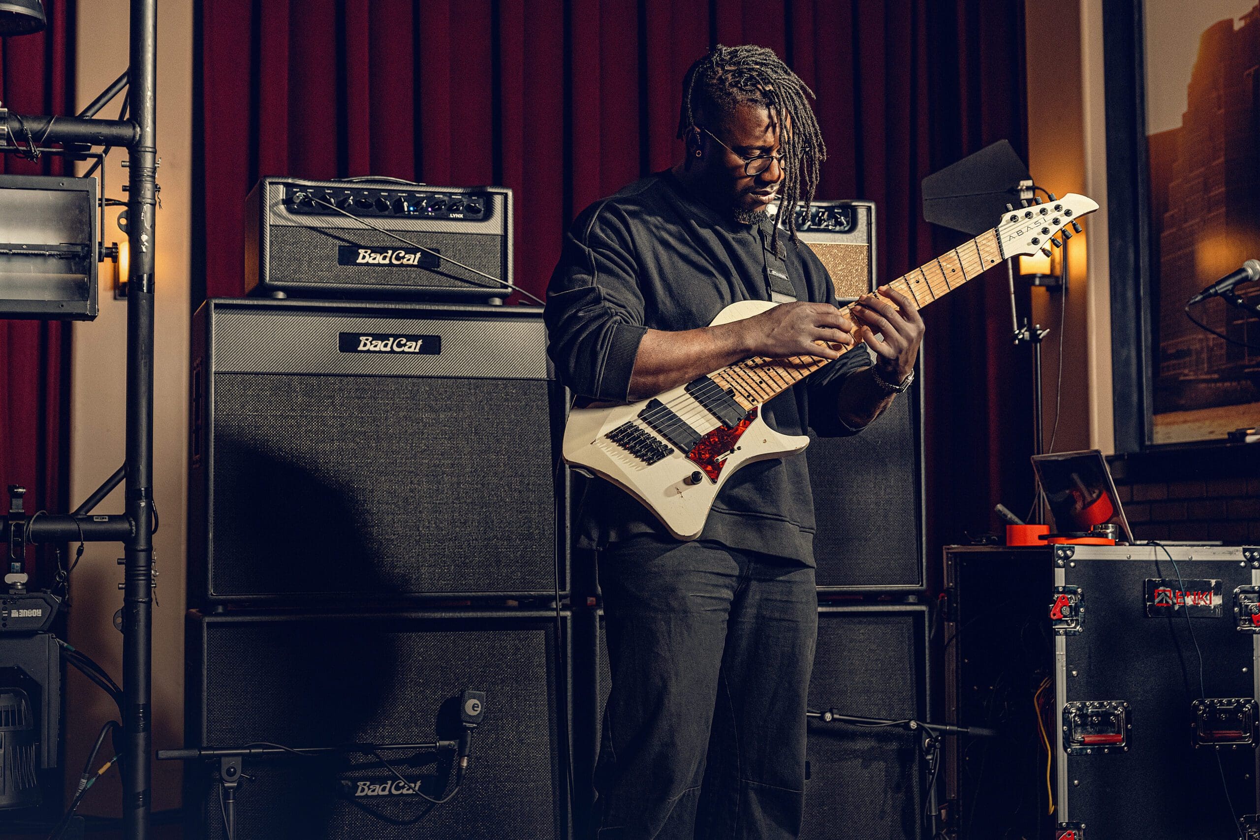 Tosin Abasi